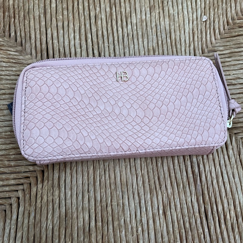 Pink HB wallet, gently used